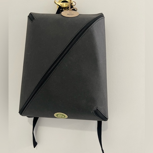 The Earth Company Natural Paper Gray Backpack. NWT - Picture 1 of 9